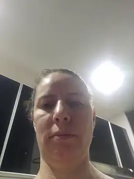 Snapshot of Nina_vallon chatting on July 1, 10:06 am Nina vallon online show from July 1, 10:06 am
