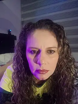 Snapshot of Nina_vallon chatting on July 11, 10:40 am Nina vallon online show from July 11, 10:40 am