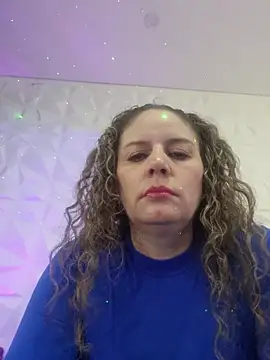 Snapshot of Nina_vallon chatting on July 28, 1:43 pm Nina vallon online show from July 28, 1:43 pm
