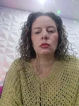 Snapshot of Nina_vallon chatting on August 3, 10:32 am Nina vallon online show from August 3, 10:32 am