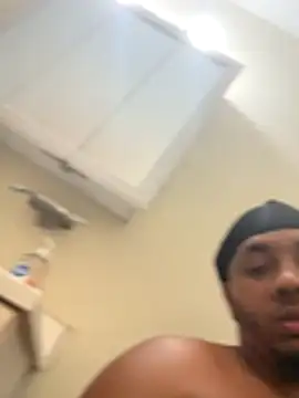 Kingstrokezxx online show from November 26, 2:45 am