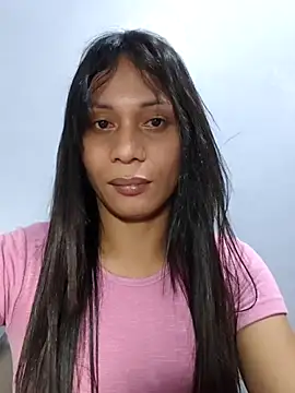 missruffa online show from May 21, 11:39 am