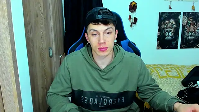 Snapshot of javiersexymann chatting on January 13, 10:56 pm javiersexymann online show from January 13, 10:56 pm