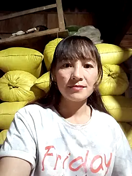 Mini3333 online show from October 4, 12:25 pm