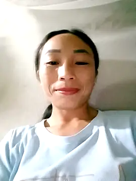 lucybaby00 online show from September 16, 3:02 pm