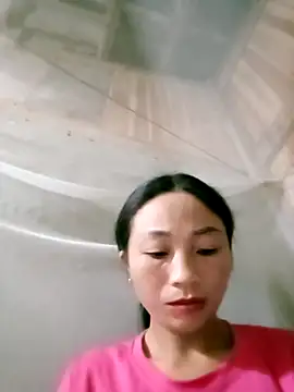 lucybaby00 online show from September 28, 7:08 pm