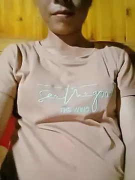 Snapshot of lucybaby00 chatting on July 3, 11:49 am lucybaby00 online show from July 3, 11:49 am