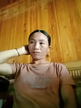 Snapshot of lucybaby00 chatting on July 21, 5:32 am lucybaby00 online show from July 21, 5:32 am