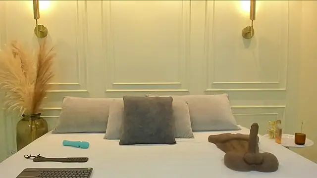 gabysanta  online show from January 19, 1:37 pm