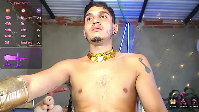 Snapshot of Angel_latinboy chatting on July 10, 1:03 pm Angel latinboy online show from July 10, 1:03 pm