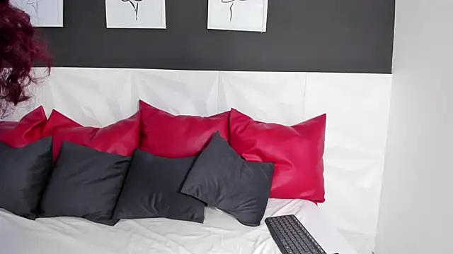 mae lyra online show from September 27, 12:48 am