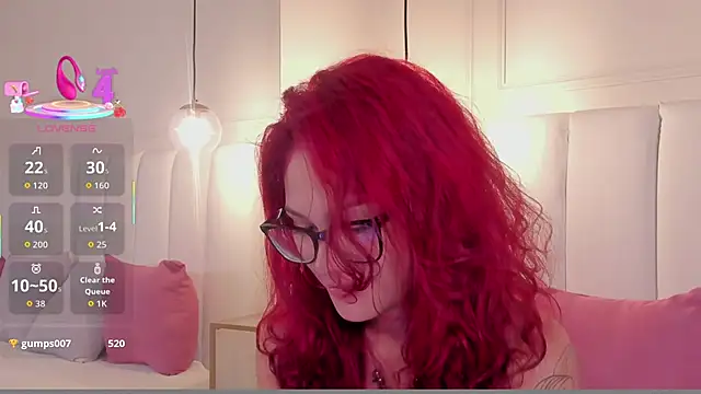 mae lyra online show from December 15, 8:07 am