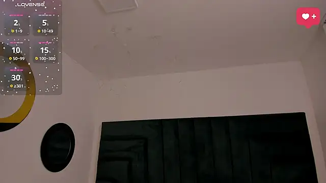 SaraWagner  online show from February 7, 12:14 am