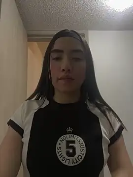 SaraWagner  online show from March 2, 7:37 am