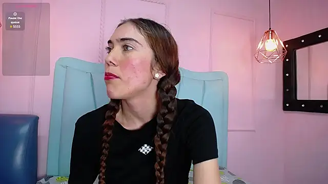 Snapshot of danna7cute chatting on November 14, 8:40 pm danna7cute online show from November 14, 8:40 pm