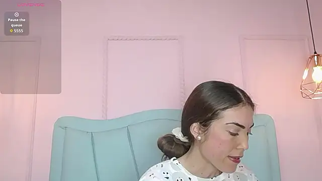 danna7cute online show from January 10, 9:05 pm