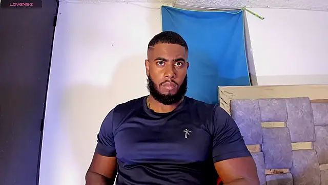 Snapshot of lebron_million chatting on November 20, 12:22 am lebron million online show from November 20, 12:22 am