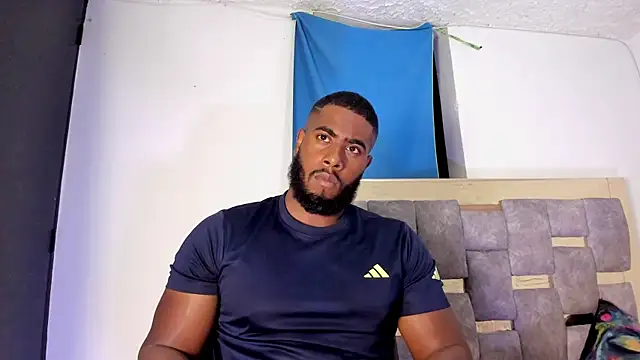 Snapshot of lebron_million chatting on November 21, 12:54 am lebron million online show from November 21, 12:54 am