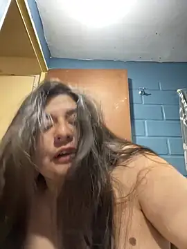 Snapshot of Tukatita69 chatting on October 5, 3:49 am Tukatita69 online show from October 5, 3:49 am