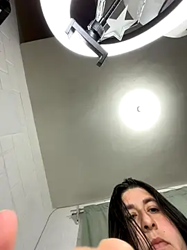 Snapshot of Tukatita69 chatting on October 13, 2:22 am Tukatita69 online show from October 13, 2:22 am