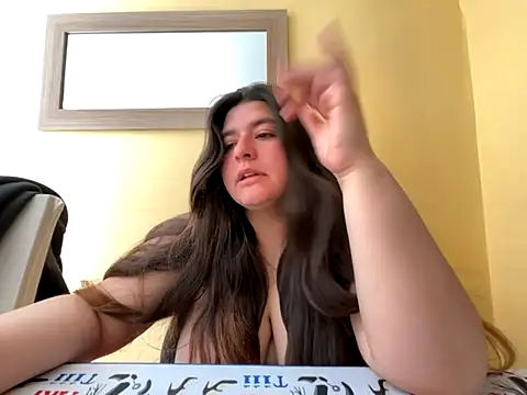 Snapshot of Tukatita69 chatting on November 7, 3:23 pm Tukatita69 online show from November 7, 3:23 pm