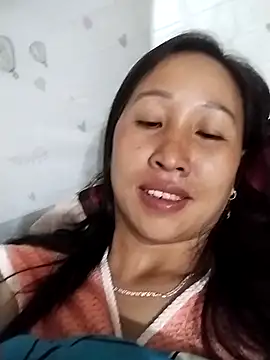 cute love00 online show from February 18, 10:39 pm