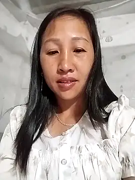 cute love00 online show from March 4, 11:00 pm