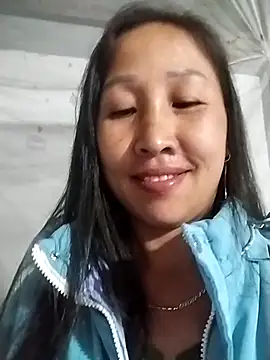 cute love00 online show from March 12, 11:16 am