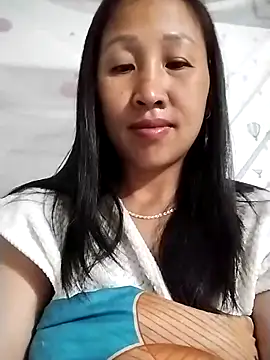 cute love00 online show from March 15, 11:11 pm