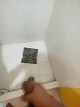 Snapshot of Davidhdz1988Jj chatting on September 14, 4:33 am Davidhdz1988Jj online show from September 14, 4:33 am