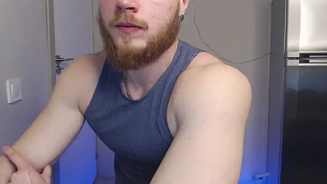 Snapshot of VictorTransMan chatting on November 27, 10:50 am VictorTransMan online show from November 27, 10:50 am