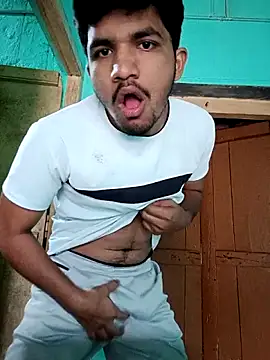 Snapshot of sexofbro chatting on November 8, 5:18 am sexofbro online show from November 8, 5:18 am