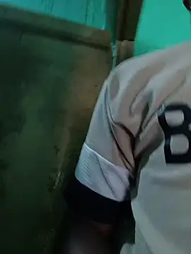 Snapshot of sexofbro chatting on November 28, 6:05 am sexofbro online show from November 28, 6:05 am