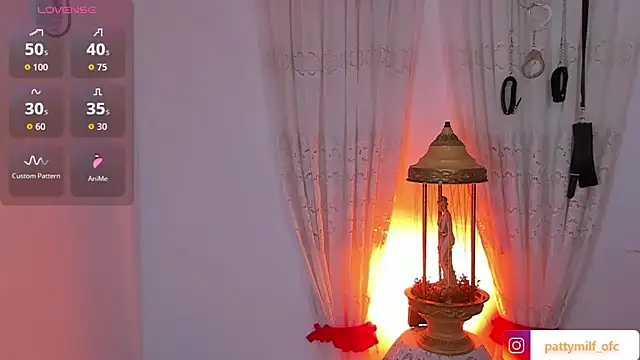 Snapshot of Pattymilf_ofc chatting on December 15, 6:34 pm Pattymilf ofc online show from December 15, 6:34 pm