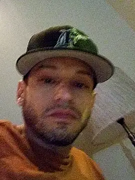 Snapshot of Andrez5041 chatting on September 15, 10:48 am Andrez5041 online show from September 15, 10:48 am