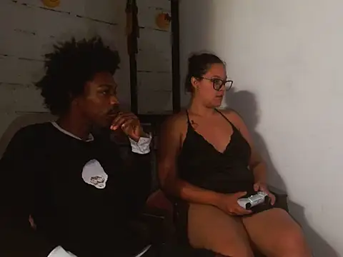 Ela-mucci online show from March 21, 3:48 pm