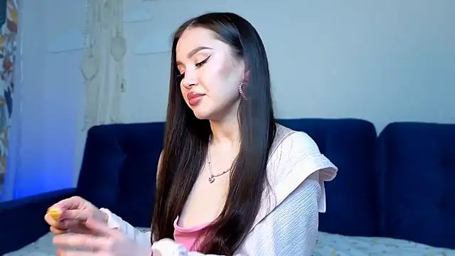 LexeeLuv online show from February 13, 11:12 pm