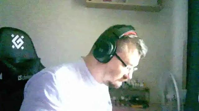 SirAbuser online show from September 17, 5:53 am