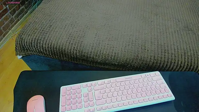 Cutiee Alicee online show from February 27, 7:58 pm