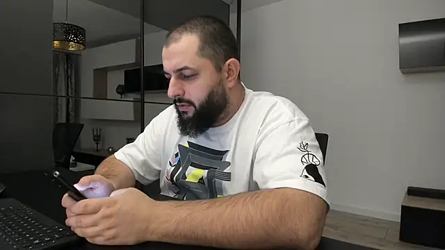 DravenPeak online show from September 30, 5:07 pm