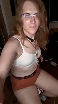 Snapshot of BlondeyMiyMiy chatting on September 16, 5:30 am BlondeyMiyMiy online show from September 16, 5:30 am