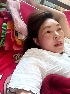 Snapshot of vivi_cute chatting on September 20, 4:02 am vivi cute online show from September 20, 4:02 am