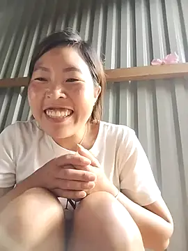 Snapshot of vivi_cute chatting on September 21, 10:28 am vivi cute online show from September 21, 10:28 am