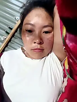 Snapshot of vivi_cute chatting on September 24, 12:14 am vivi cute online show from September 24, 12:14 am