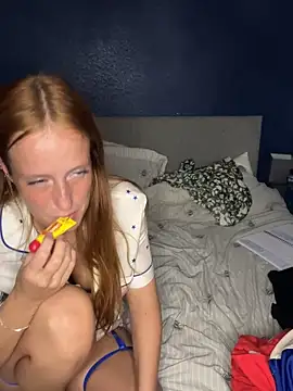 Snapshot of Poppy_frankie chatting on September 11, 5:24 pm Poppy frankie online show from September 11, 5:24 pm