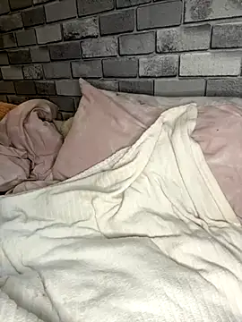 Snapshot of Poppy_frankie chatting on November 9, 7:01 pm Poppy frankie online show from November 9, 7:01 pm