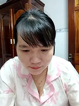 Snapshot of _Babyrose_ chatting on October 13, 3:56 pm Babyrose online show from October 13, 3:56 pm