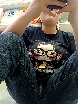 Snapshot of _Babyrose_ chatting on October 19, 11:00 am Babyrose online show from October 19, 11:00 am