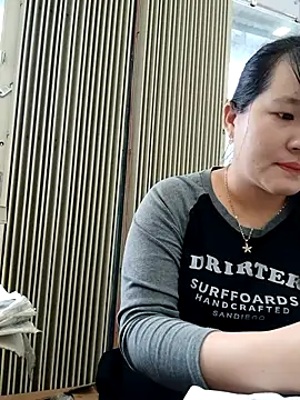 Snapshot of _Babyrose_ chatting on October 21, 1:17 am Babyrose online show from October 21, 1:17 am