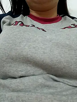 Snapshot of _Babyrose_ chatting on November 23, 3:45 pm Babyrose online show from November 23, 3:45 pm